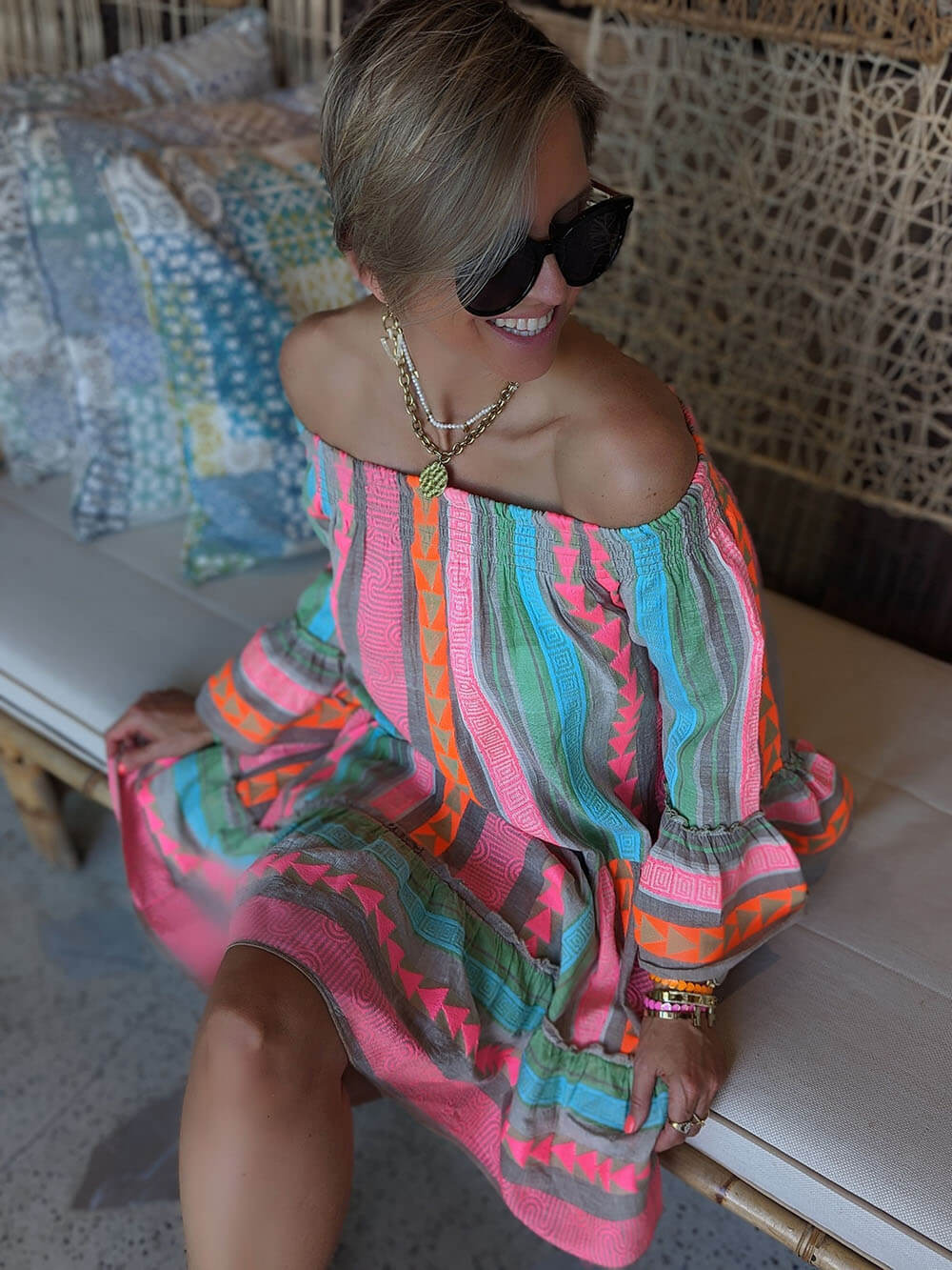 Off-Shoulder Mini Jurk met Etnische Print