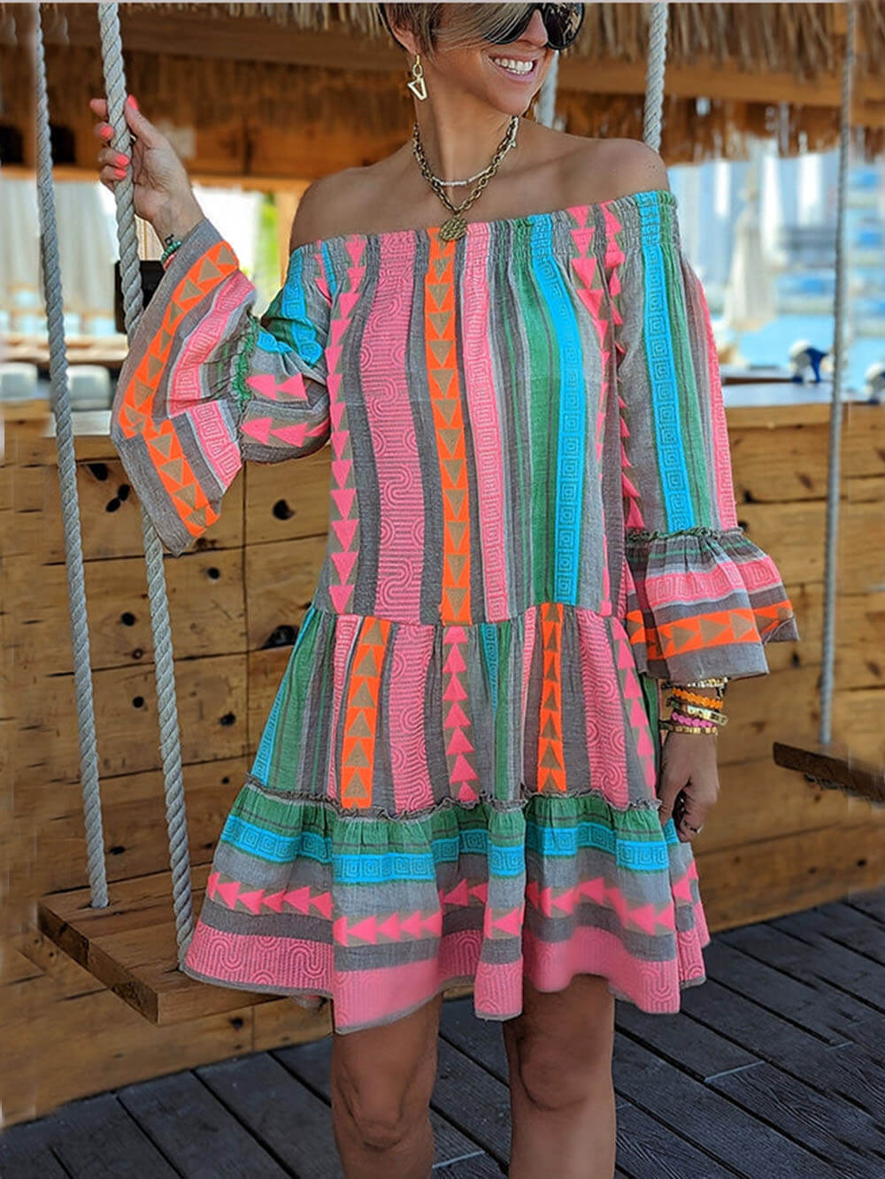 Off-Shoulder Mini Jurk met Etnische Print