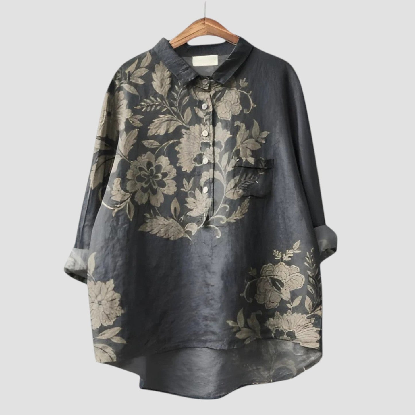 Carla ⏐ Vrouwelijke Blouse met Uniek Ontwerp