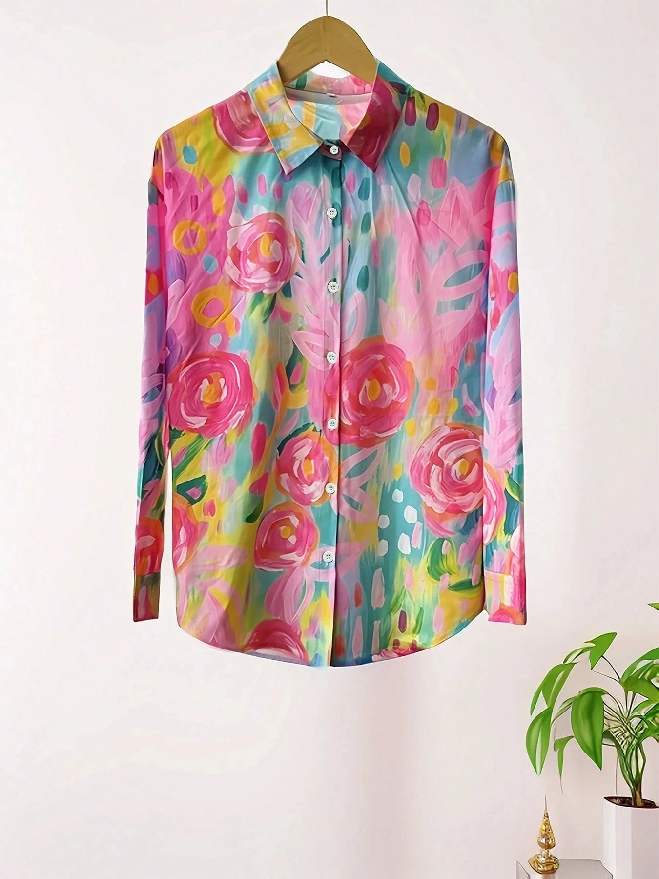 Annika | Kleurrijke blouse met speelse print