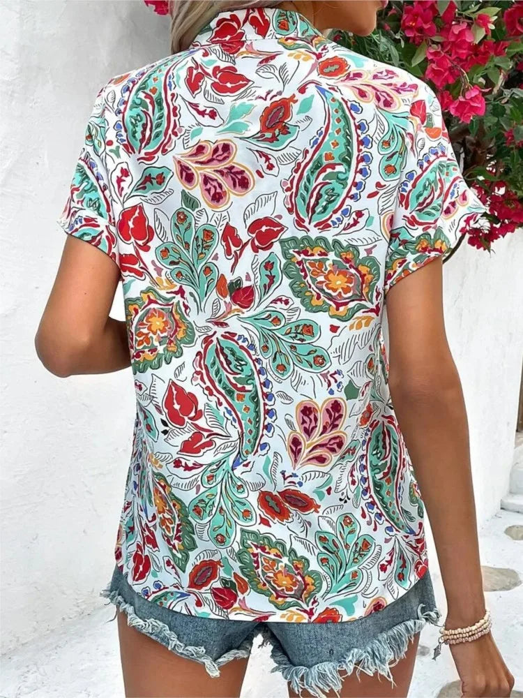Loraine | Kleurrijke blouse met speelse print