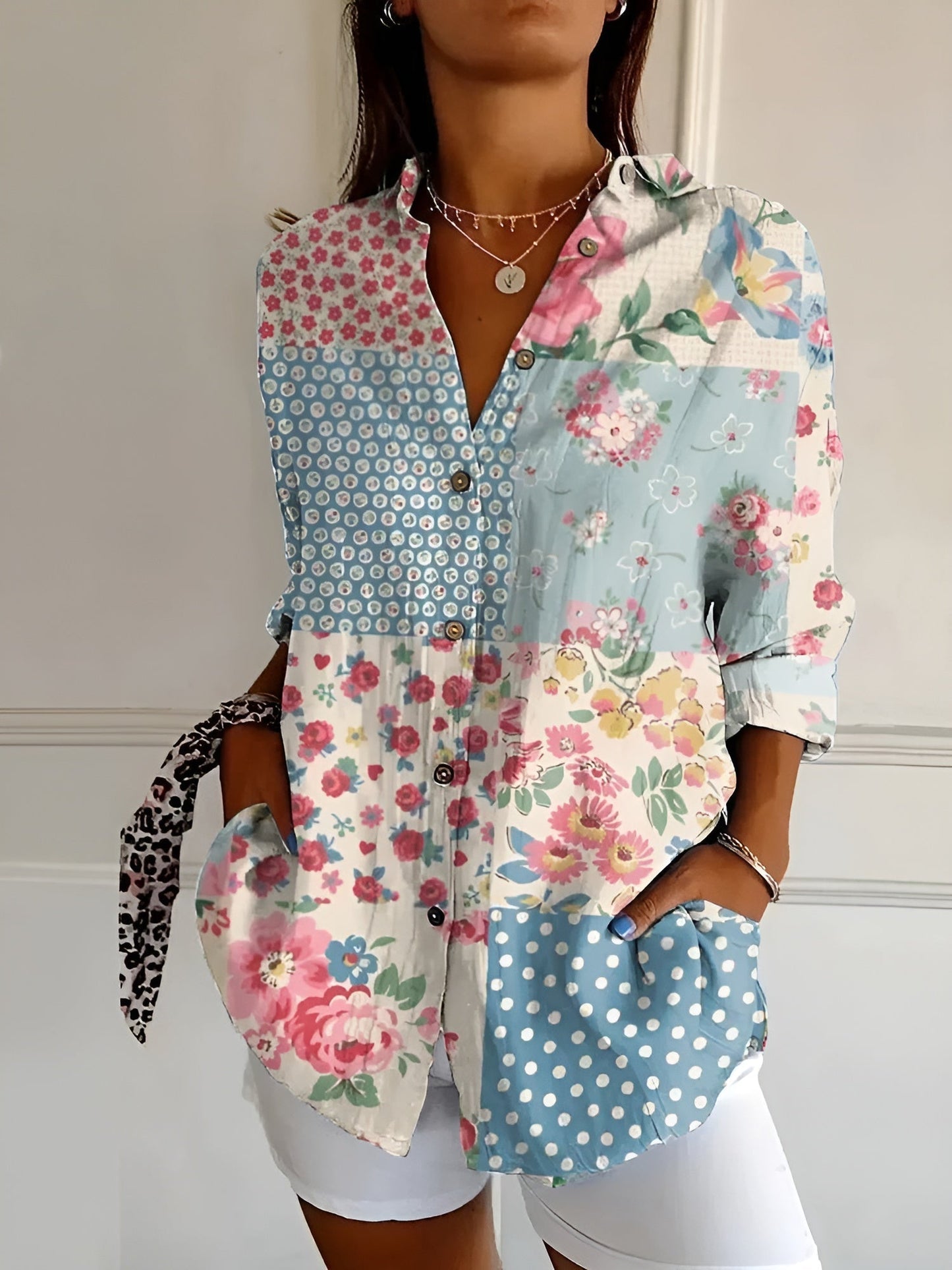 Avril | Elegante blouse met speelse prints