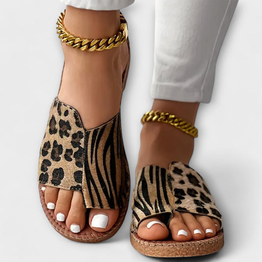 Lyan | Stijlvolle Bicolor Slippers met Luipaardprint