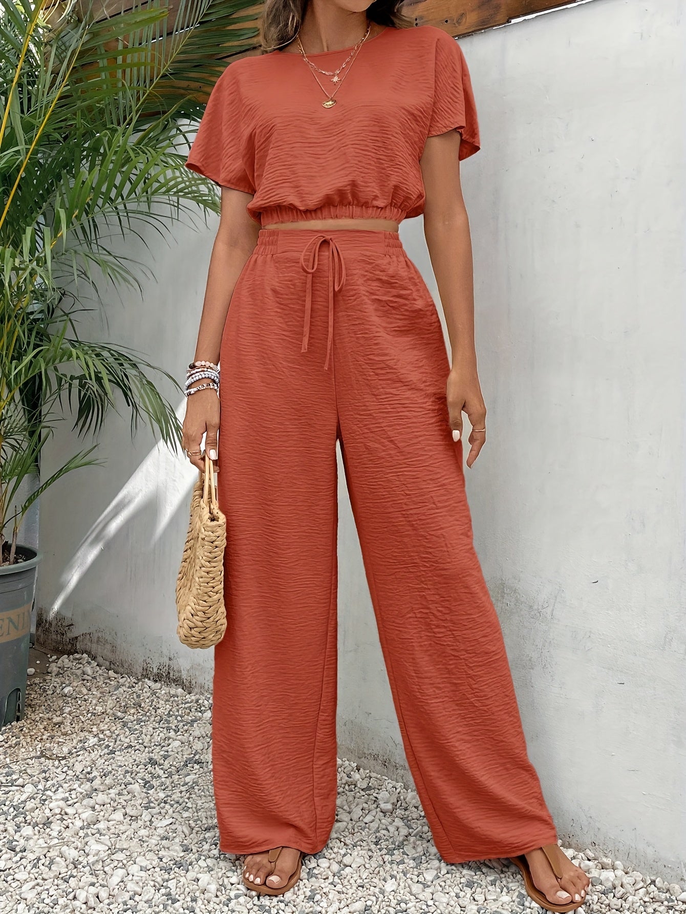 Luna | Chic Crop Top & Pants
